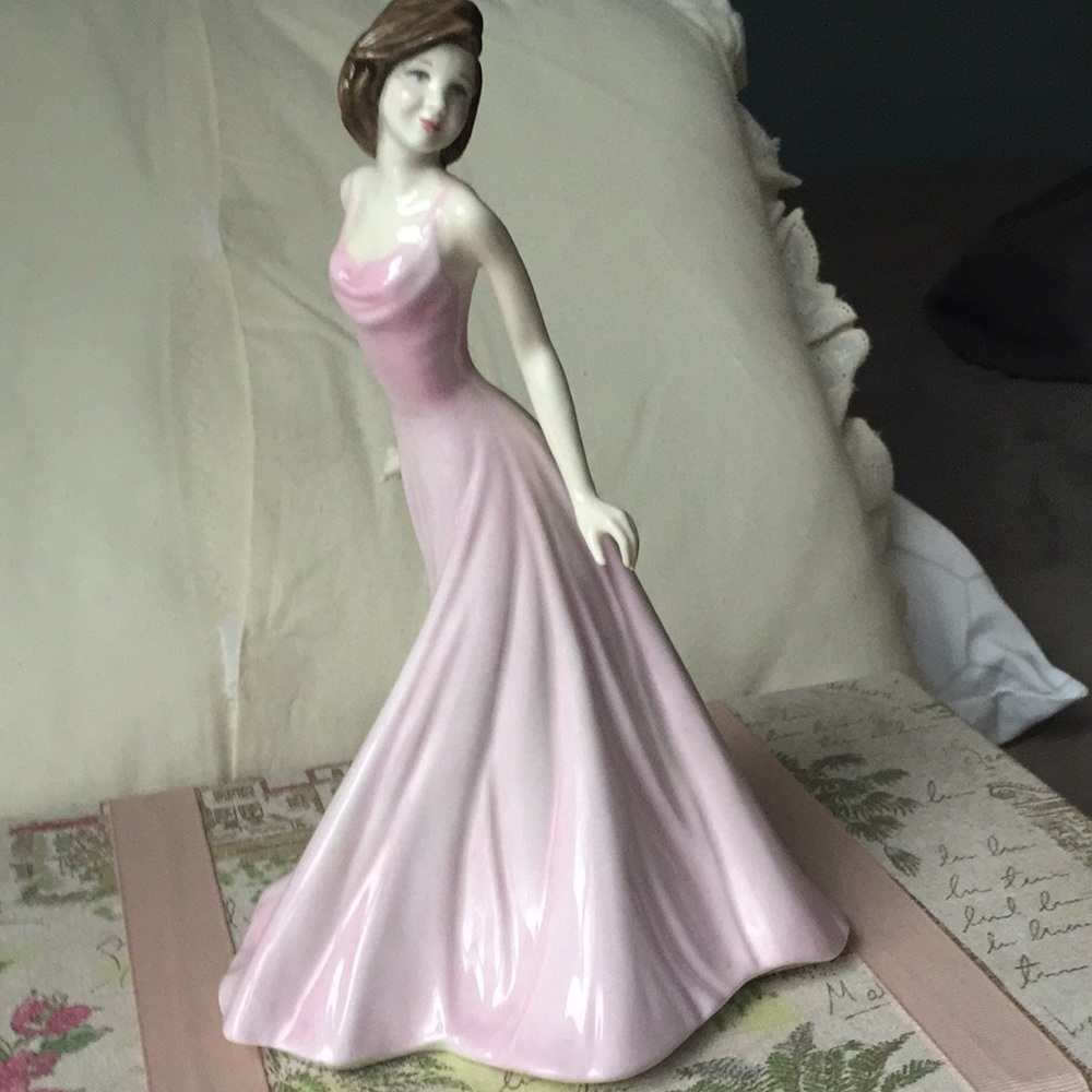 Royal doulton chelsea classics